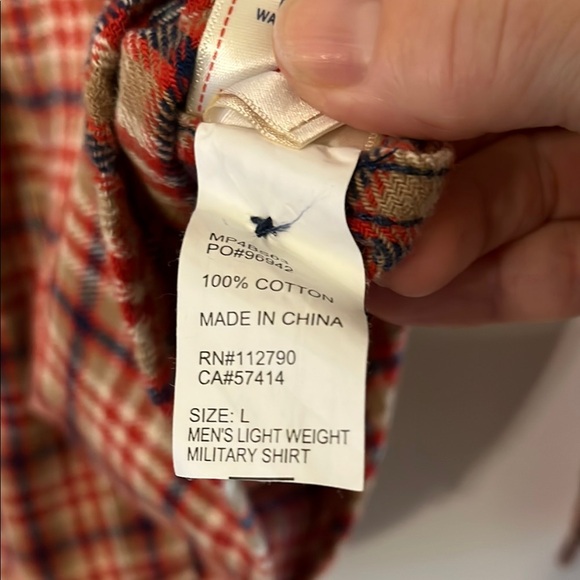 True Religion Red and Cream Plaid Casual Button Down Shirt Excellent Condition - Picture 8 of 12